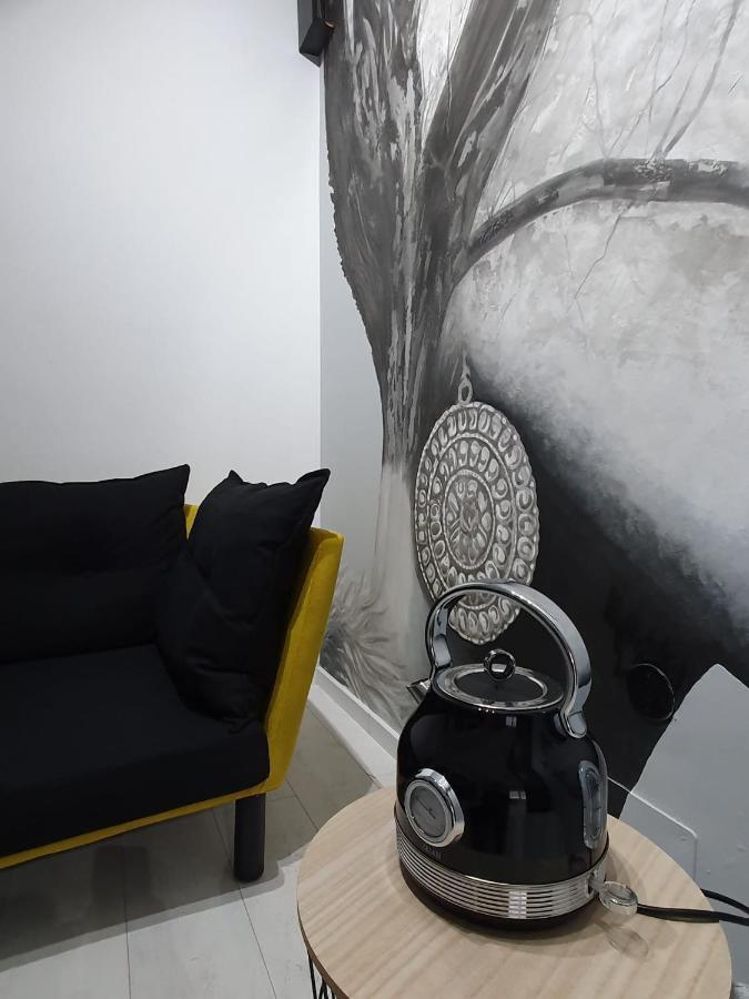 Discret Home Luxury Floreşti Exteriör bild